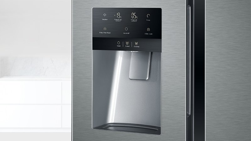 haier-hsr3918eipb-pose-libre-515-l-noir-1.jpg